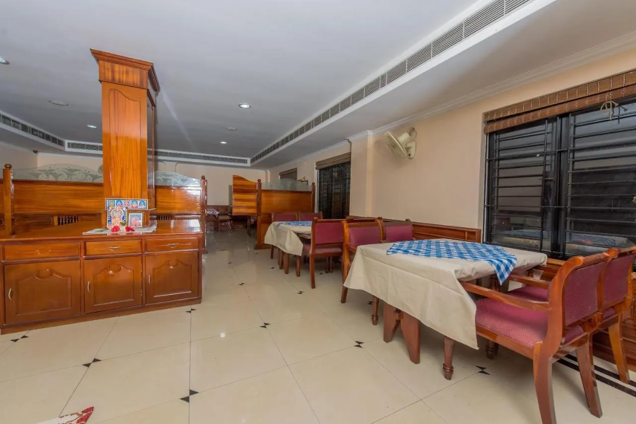 Kallada Golden Hotel Thrissur