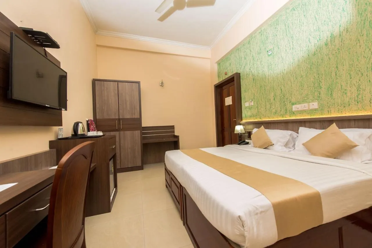 Kallada Golden Hotel Thrissur